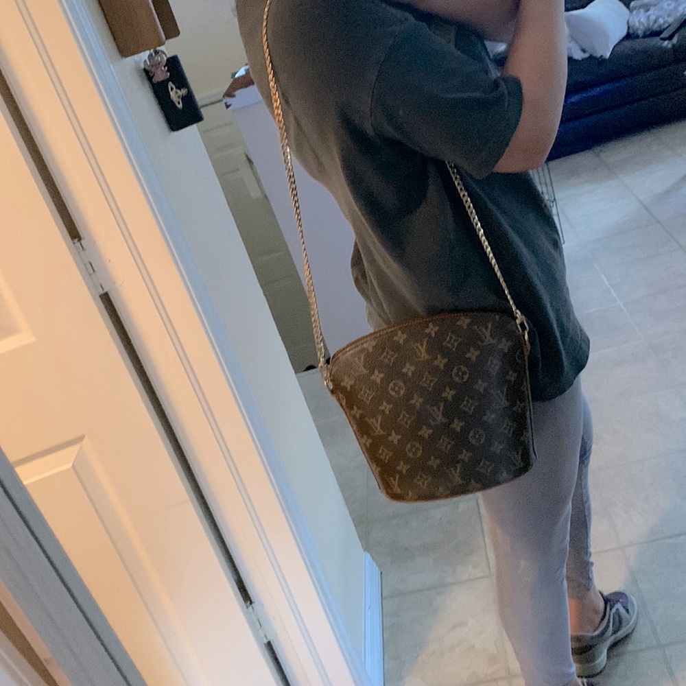 Louis Vuitton Drouot Monogram Crossbody Bag - Picture 13 of 16